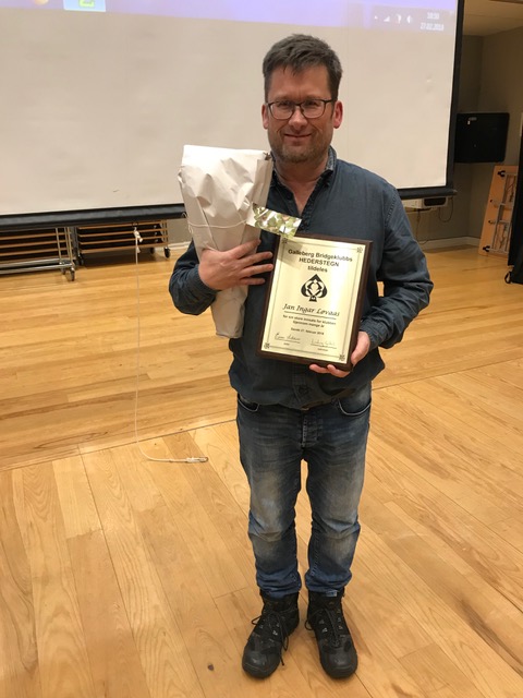 Hederstegnet til Jan Ingar Løvaas. Galleberg BK og Holmestrand BK slås sammen fra 01.01.2019